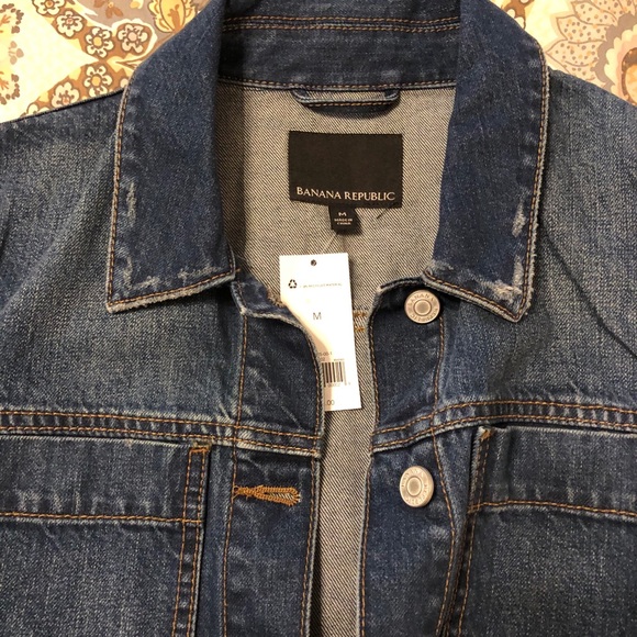Banana Republic denim jacket (M) - Picture 2 of 3
